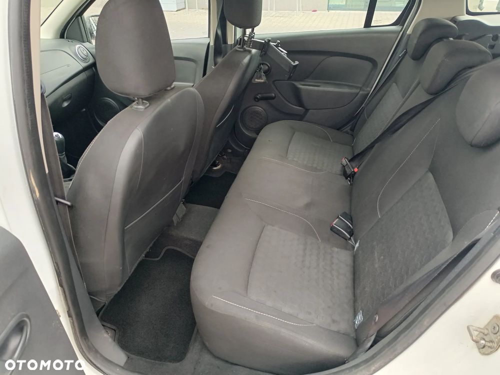Dacia Logan 1.2 16V Access EU6 - 9