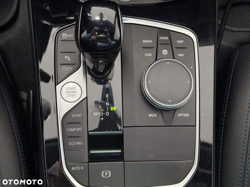 BMW Seria 1 - 25