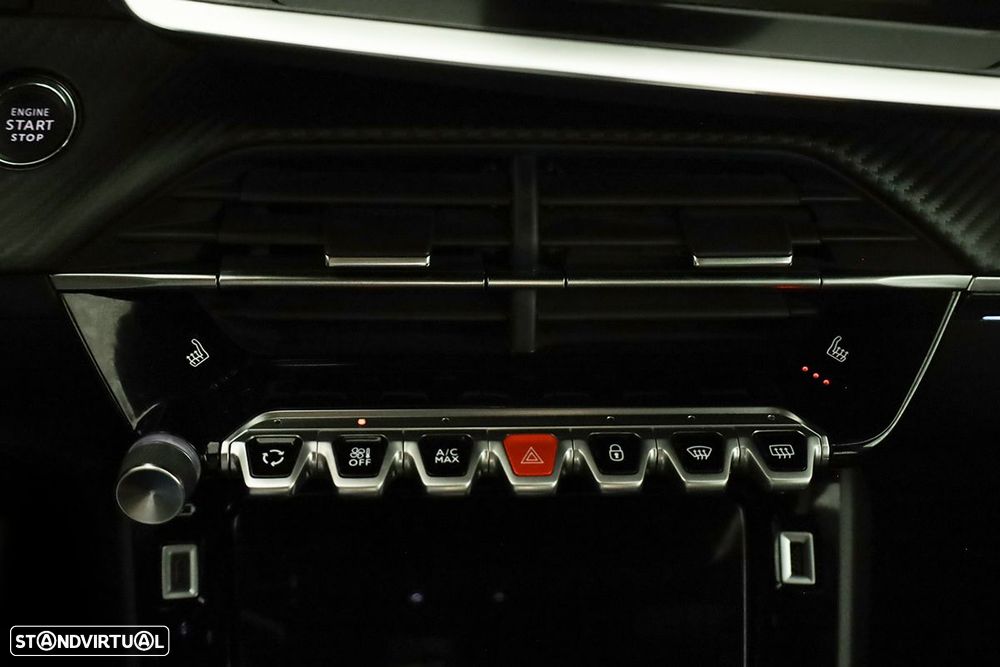 Peugeot e-2008 50 kWh GT - 14