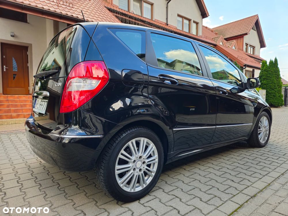 Mercedes-Benz Klasa A 180 CDI Elegance - 37
