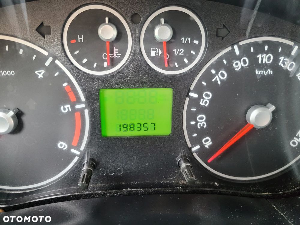 Ford Transit Connect - 22