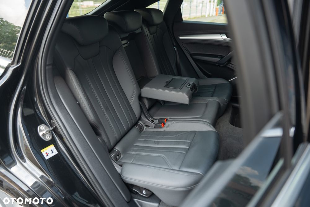 Audi Q5 50 TFSIe quattro S tronic S line - 36