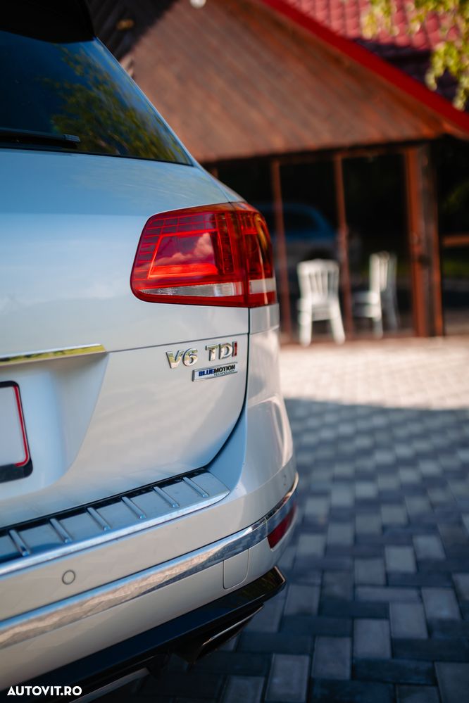 Volkswagen Touareg 3.0 V6 TDI BMT - 30