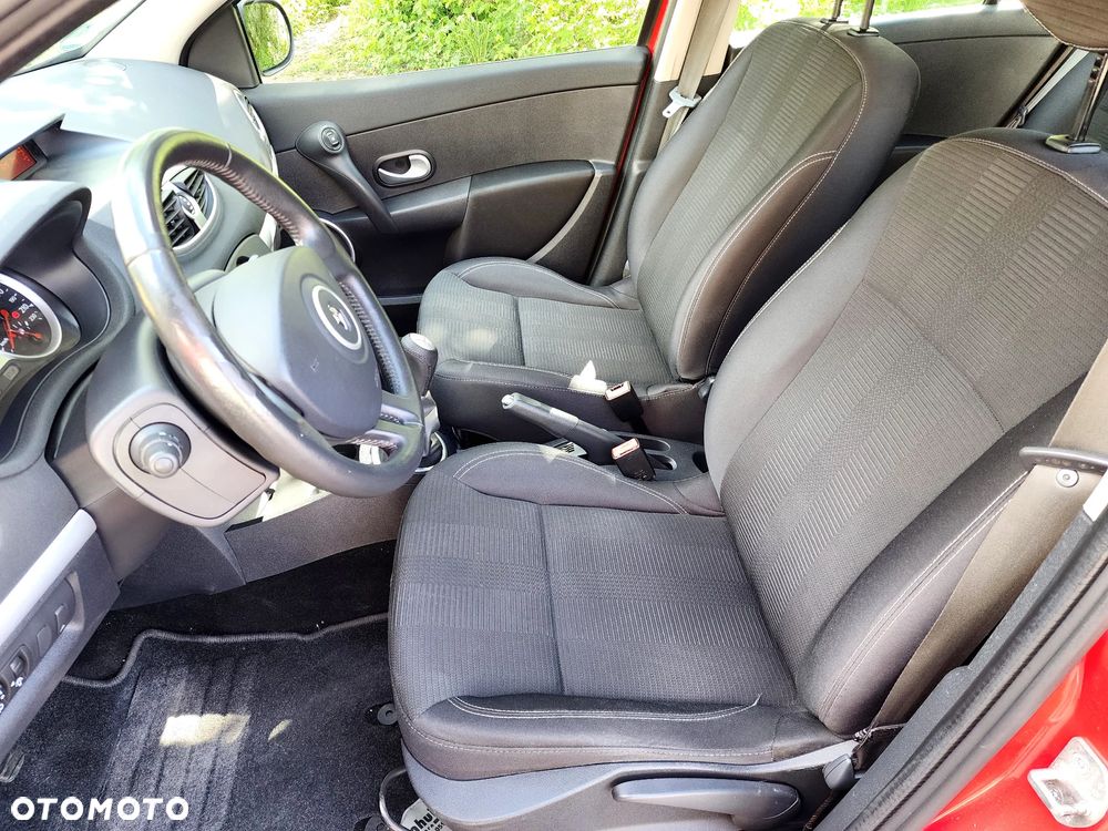 Renault Clio 1.2 16V Dynamique - 26