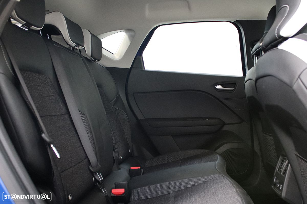 Renault Captur 1.0 TCe Techno Bi-Fuel - 23