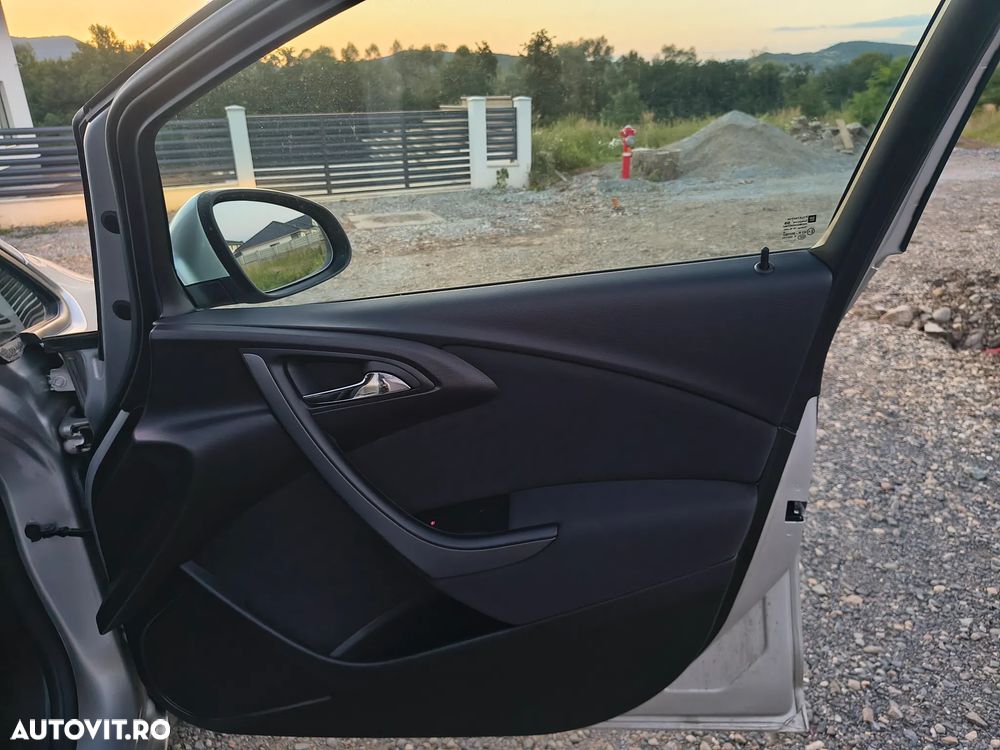 Opel Astra 1.6 CDTI ECOTEC Start/Stop Dynamic - 19