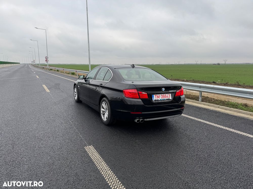 BMW Seria 5 520d - 2