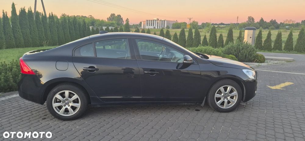 Volvo S60 D2 Kinetic - 6