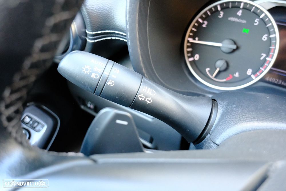 Nissan Juke 1.0 DIG-T N-Connecta NAV. DCT - 15