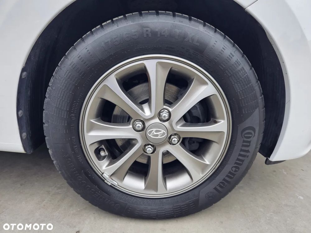 Hyundai i10 1.0 Premium - 9