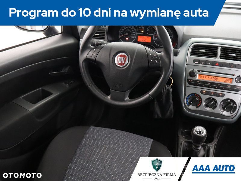 Fiat Grande Punto - 9