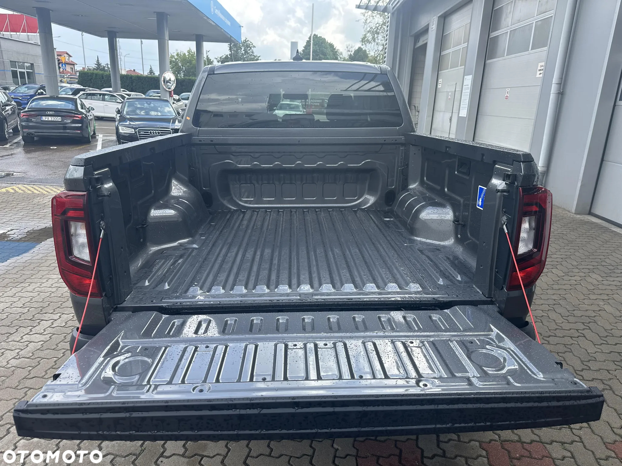 Volkswagen Amarok 2.0 TDI 4Mot Life - 4