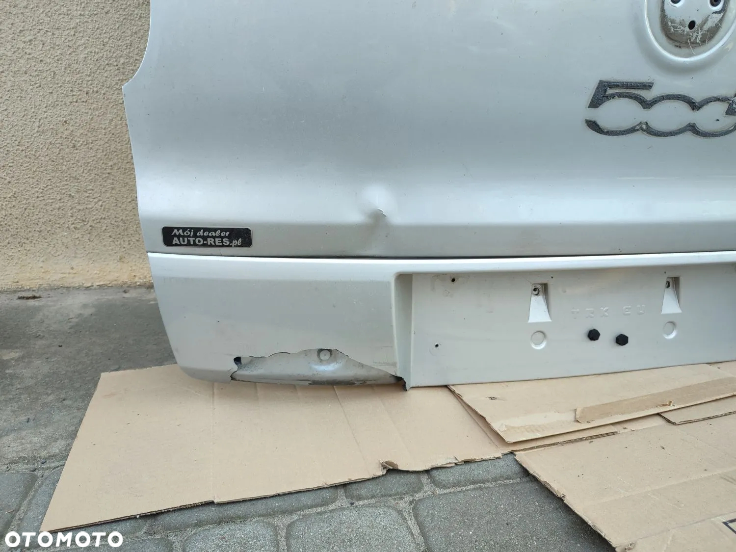FIAT 500L Klapa bagażnika po lifcie 2018 kolor srebrny - 5