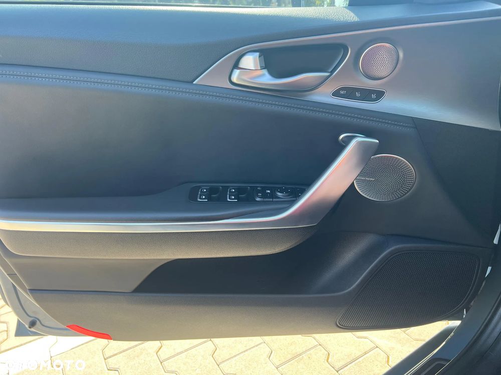 Kia Stinger 3.3 T-GDI V6 GT AWD - 9