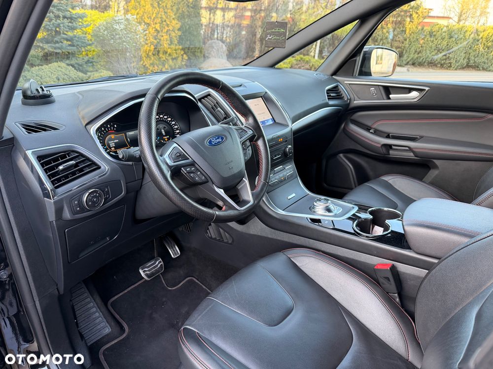 Ford S-Max - 31