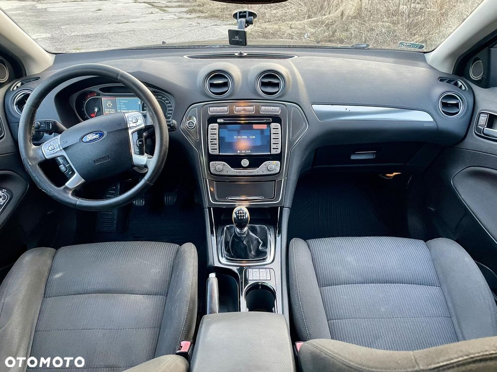 Ford Mondeo - 18