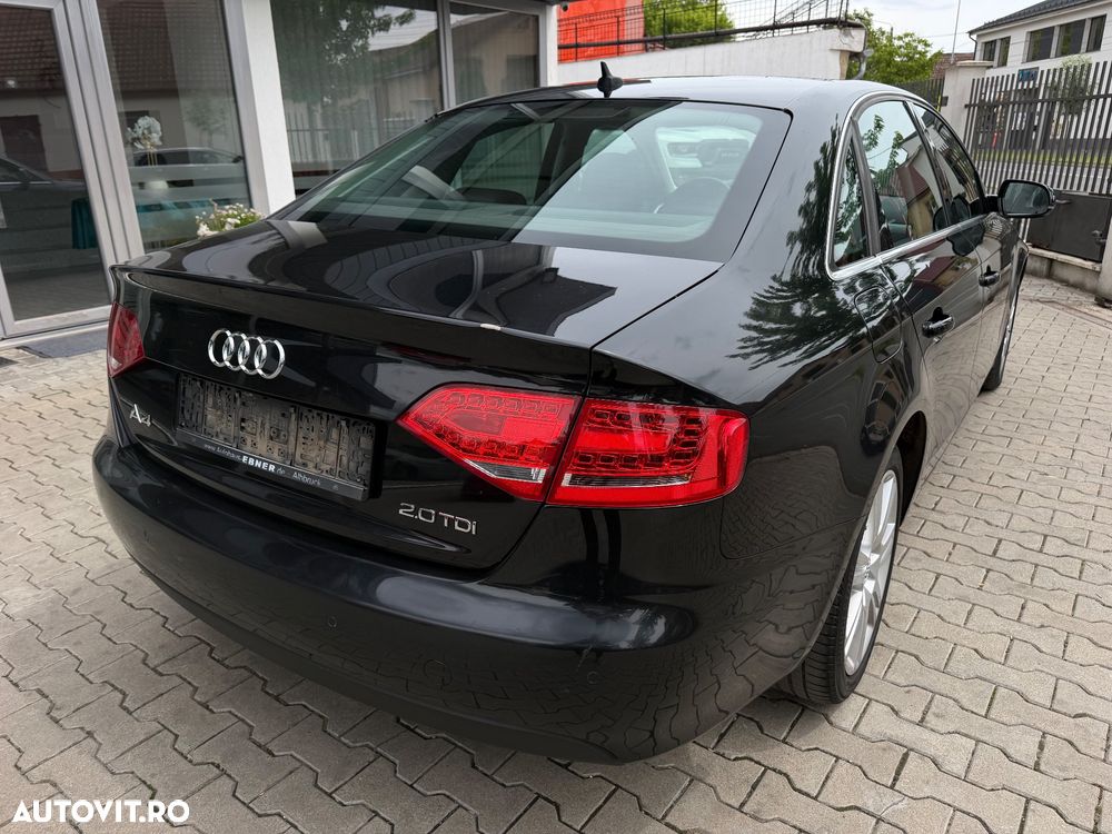 Audi A4 2.0 TDI DPF Ambition - 11