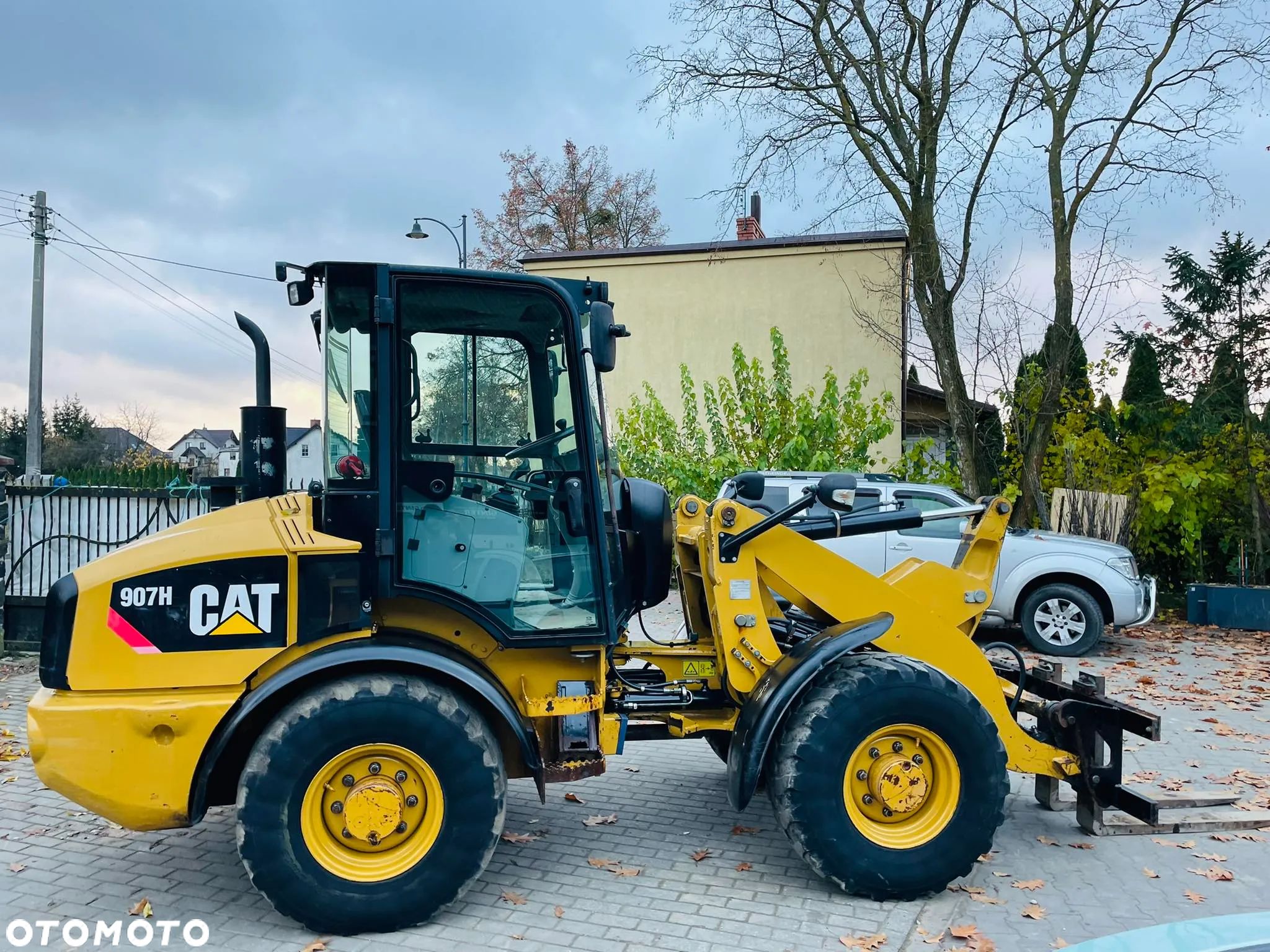 Caterpillar 907H - 1