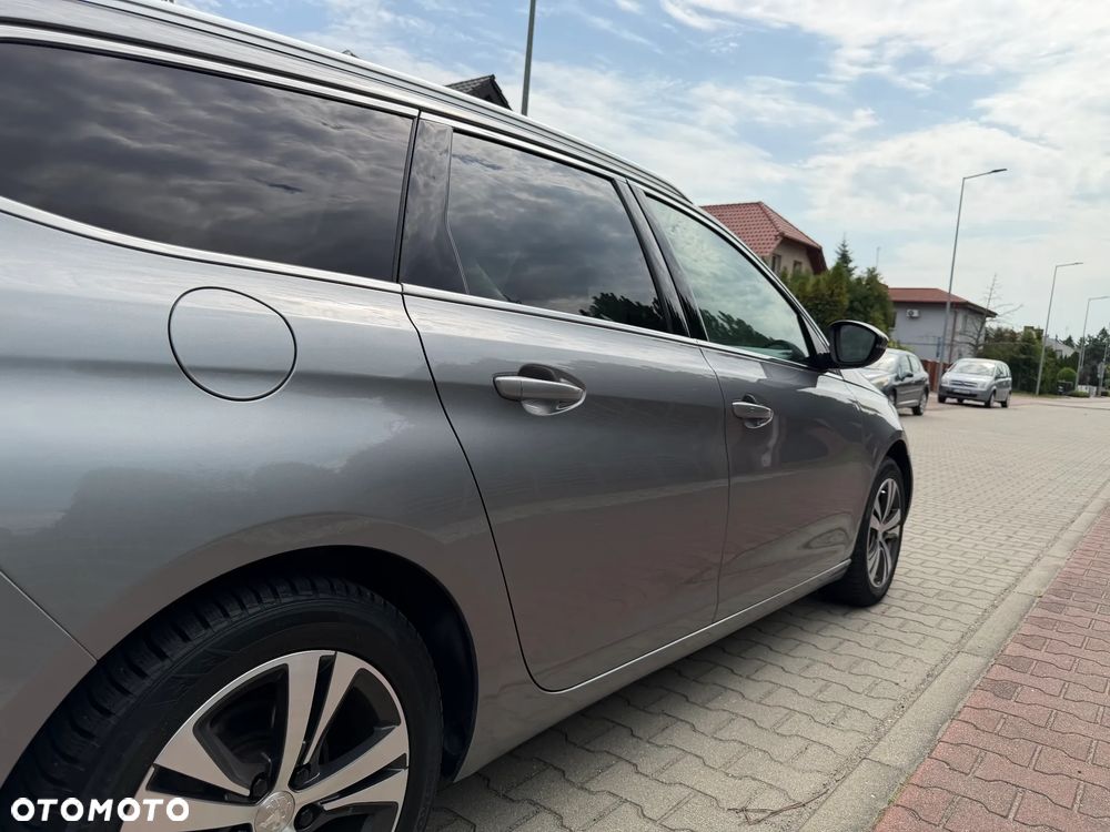 Peugeot 308 - 10