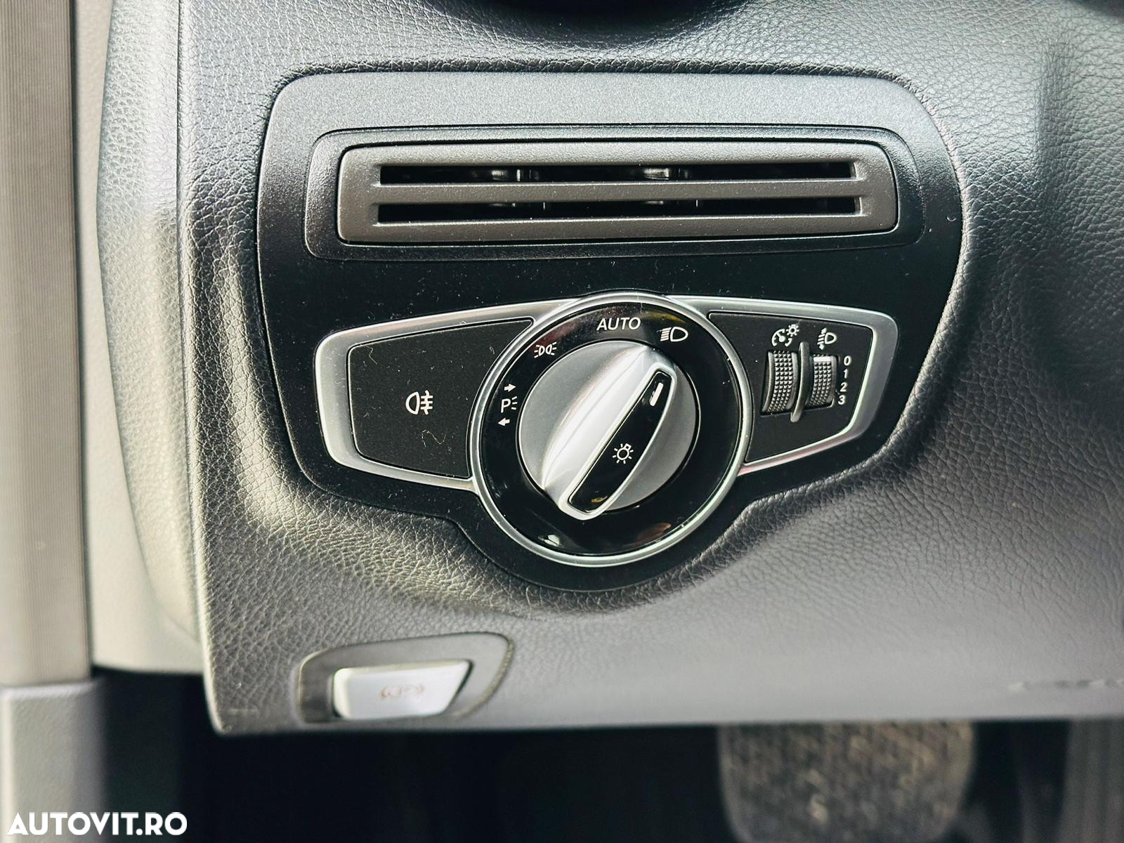 Mercedes-Benz C - 19