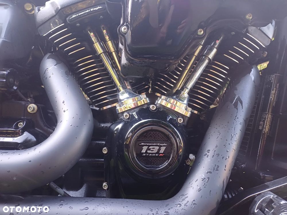 Harley-Davidson Softail FXDR - 6