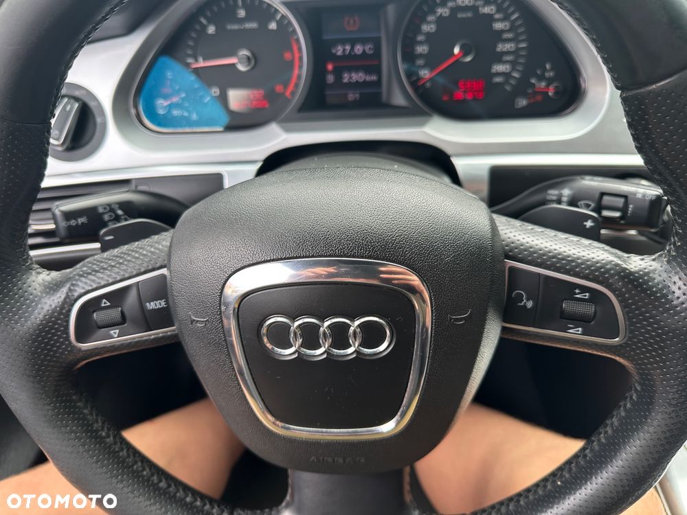 Audi A6 Avant - 22
