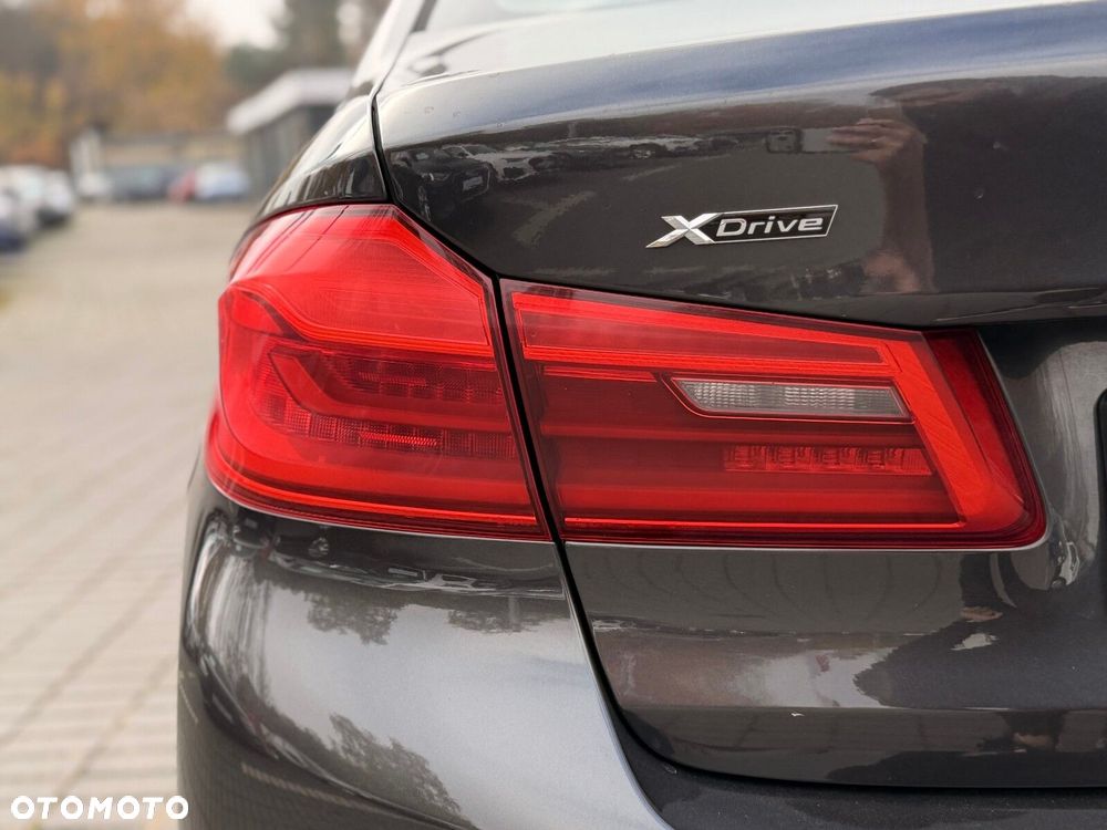 BMW Seria 5 530i GPF xDrive M Sport sport - 29