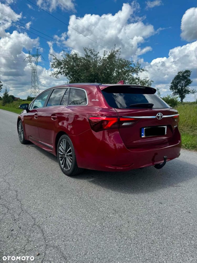Toyota Avensis 1.8 Selection - 4