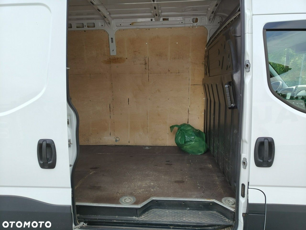 Iveco Daily 35S15 - 14