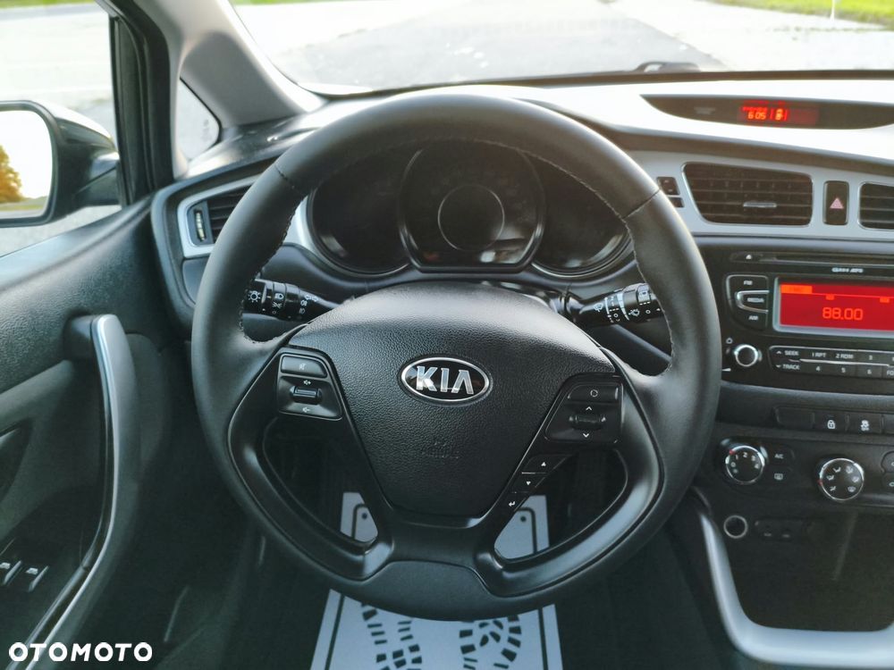 Kia Ceed 1.4 CRDi 90 Edition 7 - 28