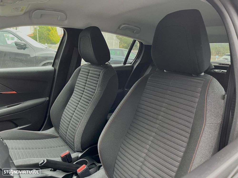 Peugeot 208 1.2 PureTech Active Pack - 23