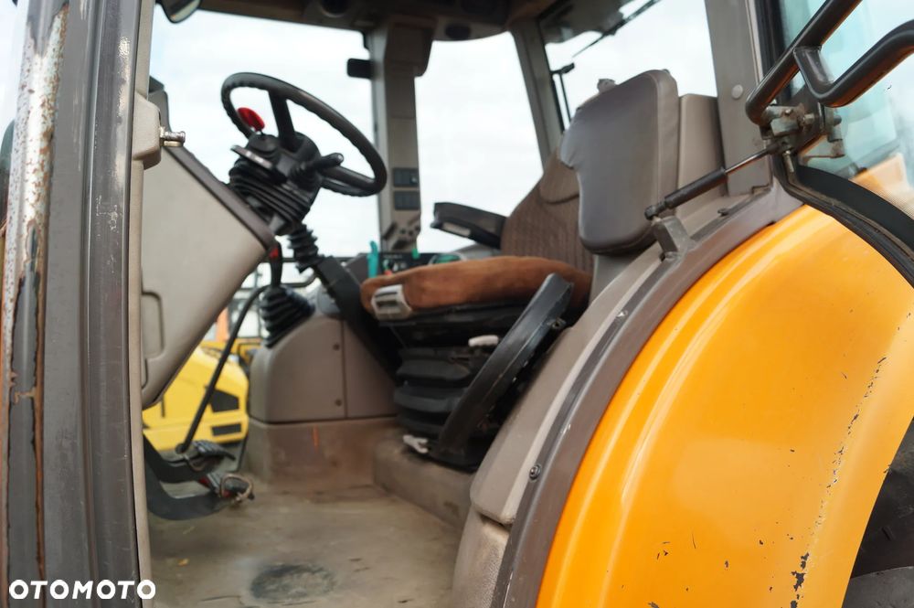 Renault Ares 556 RZ - 9