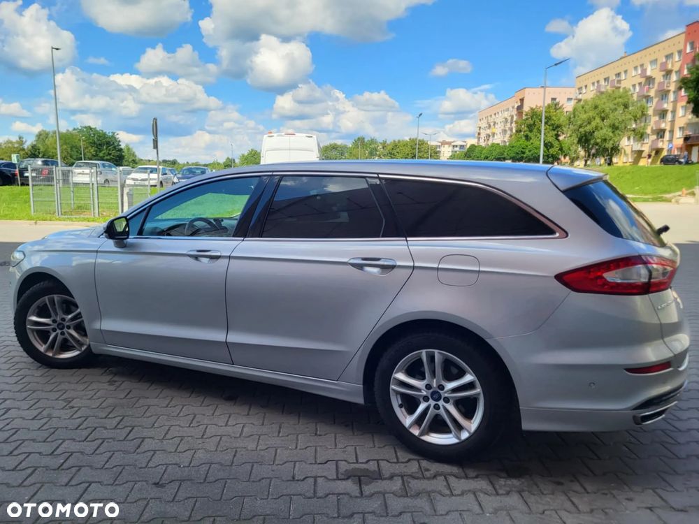 Ford Mondeo 2.0 TDCi Titanium PowerShift - 24