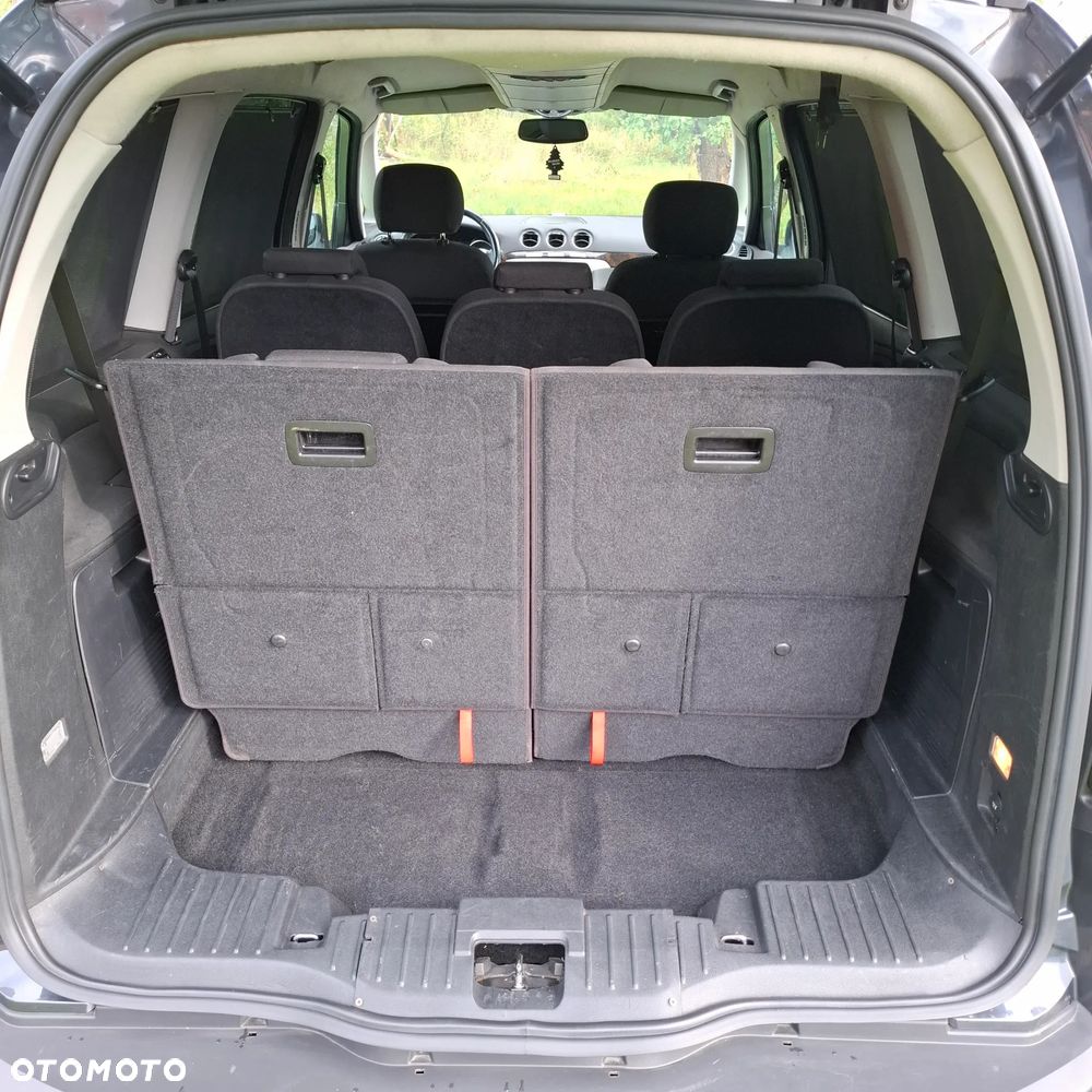 Ford Galaxy 2.0 TDCi Ghia - 7