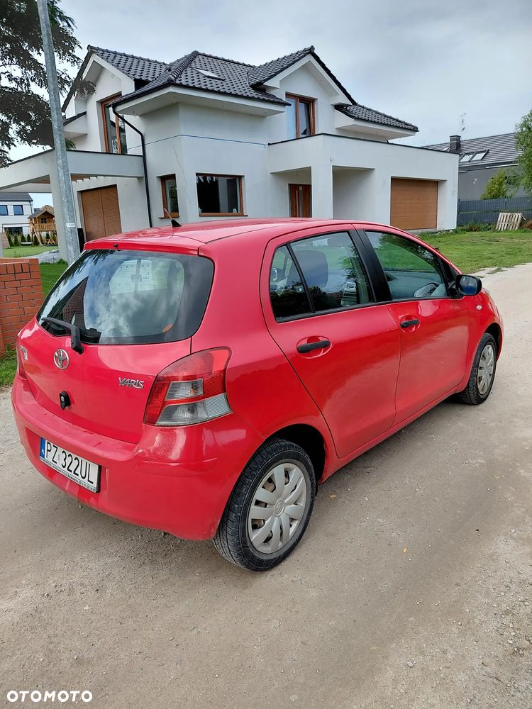 Toyota Yaris - 5