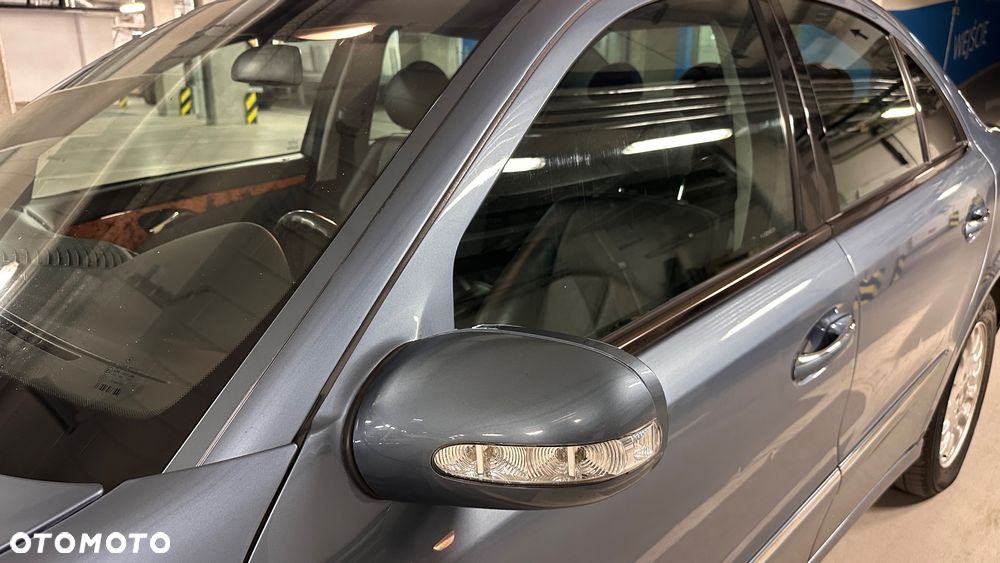 Mercedes-Benz Klasa E - 25