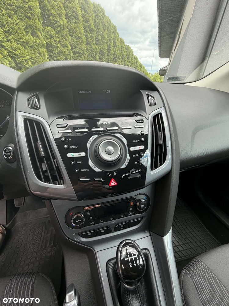 Ford Focus 1.6 EcoBoost Titanium - 9