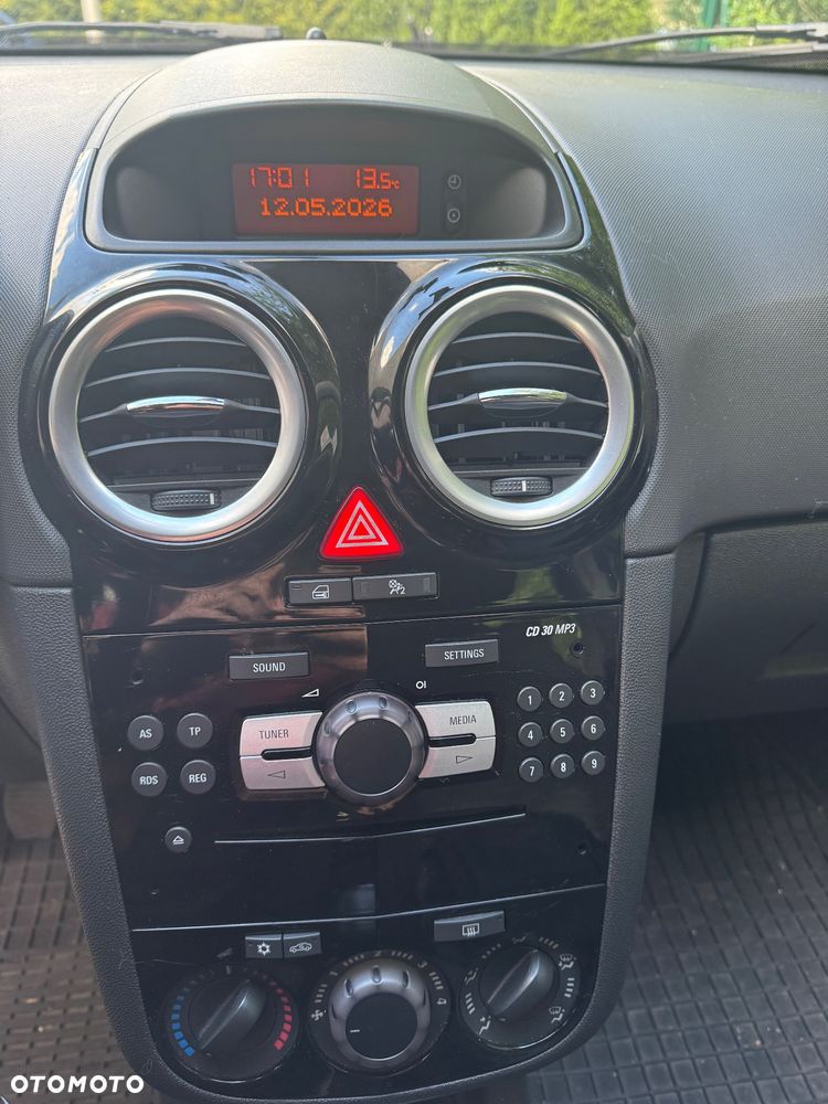 Opel Corsa 1.2 16V Enjoy - 3