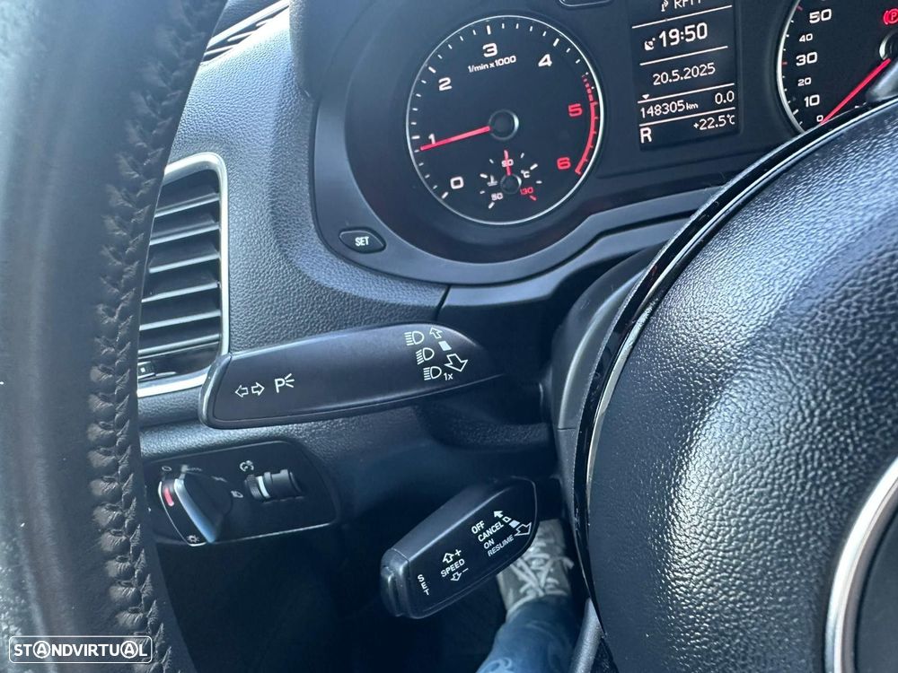 Audi Q3 2.0 TDI quattro Sport S tronic - 24