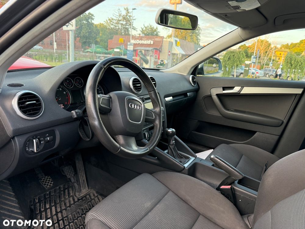 Audi A3 Sportback - 12