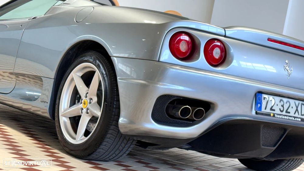 Ferrari 360 Spider - 13