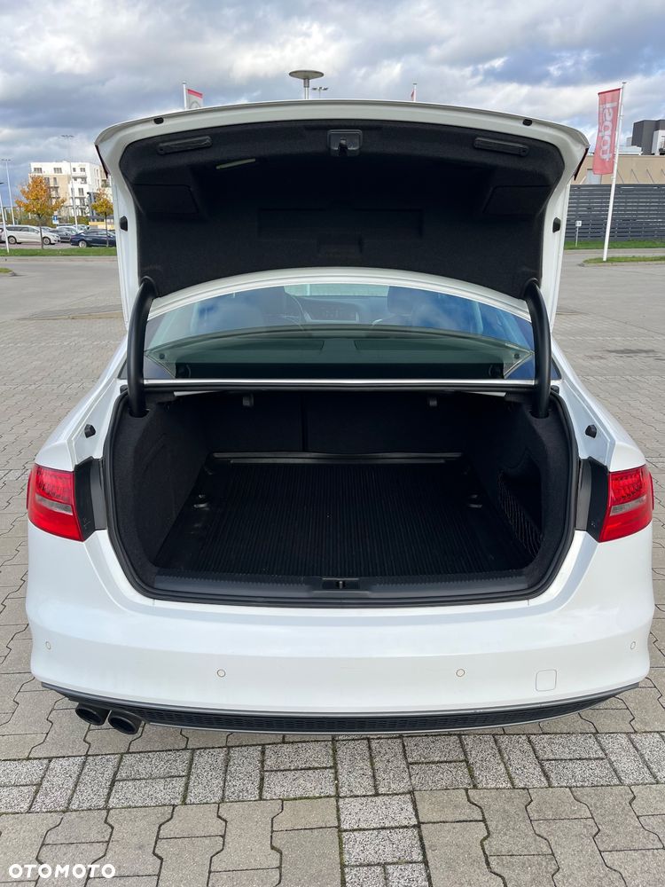 Audi A4 Limousine 2.0 TFSI quattro S tronic S line Sportpaket - 13