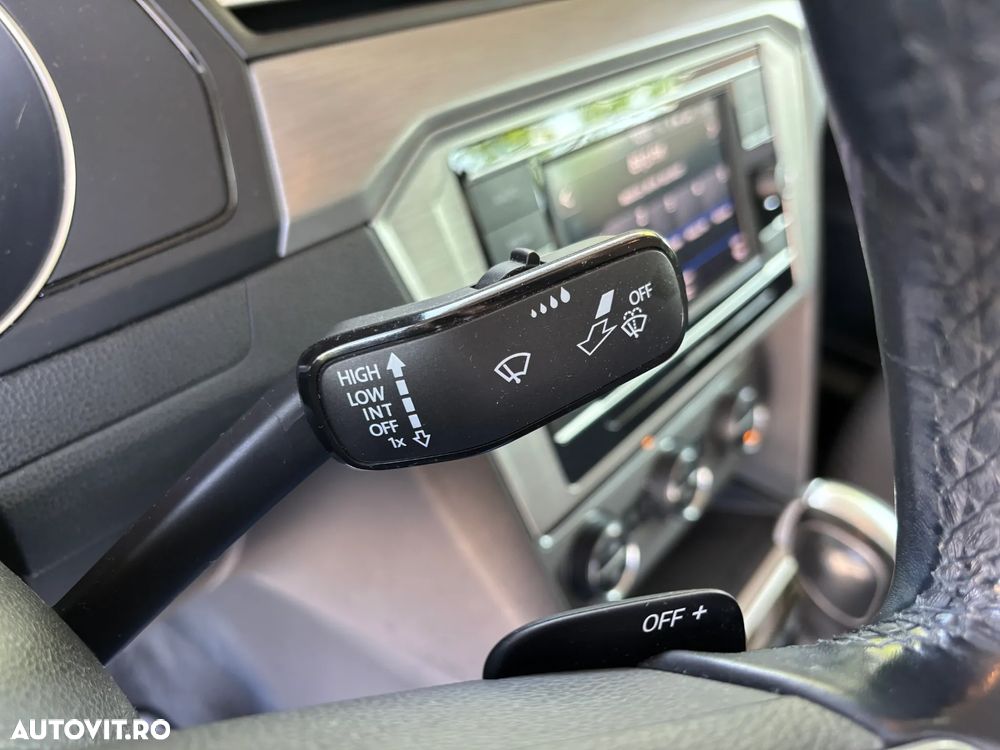 Volkswagen Passat - 19