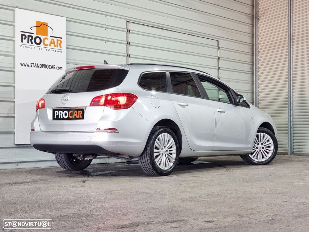 Opel Astra Sports Tourer 1.6 CDTi Executive S/S - 2