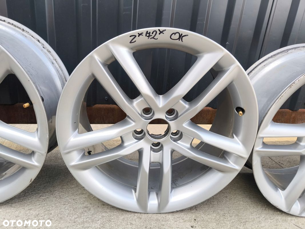 FELGA FELGI VW SKODA SEAT AUDI A1 8X 5X100 7.5J R17 ET36 8X0601025K Z*72* - 4