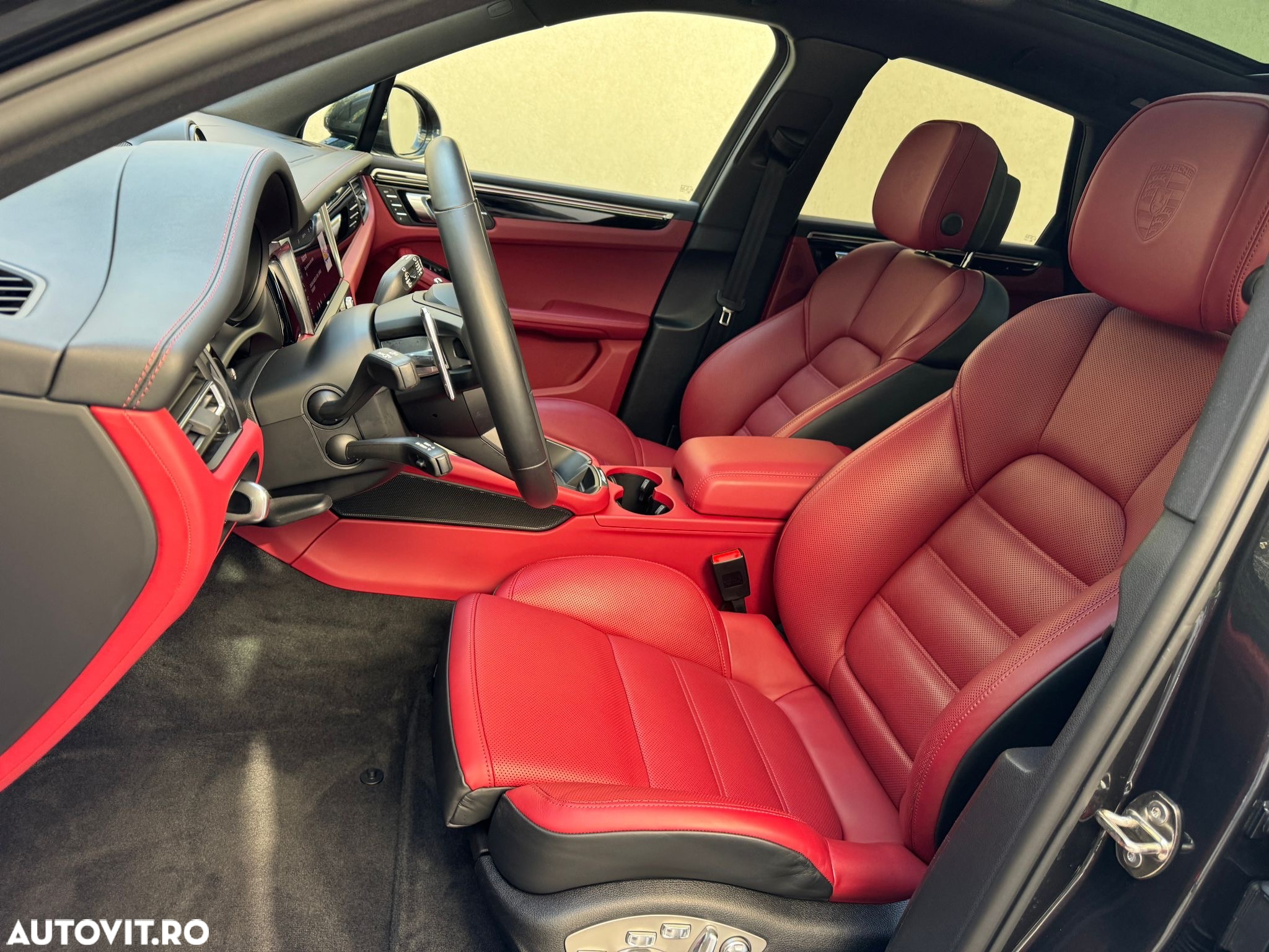 Porsche Macan T - 7
