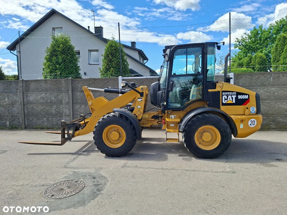Caterpillar CAT 908 M - 3