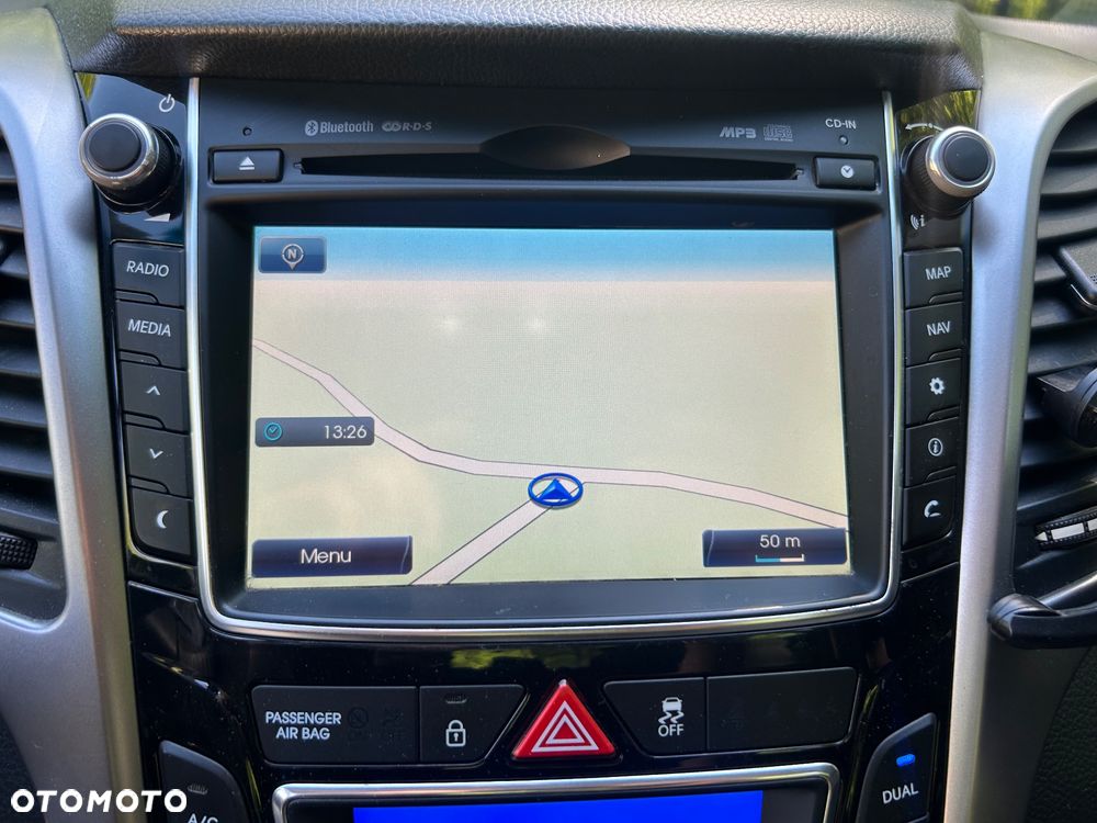 Hyundai i30 blue 1.6 CRDi YES Gold - 12