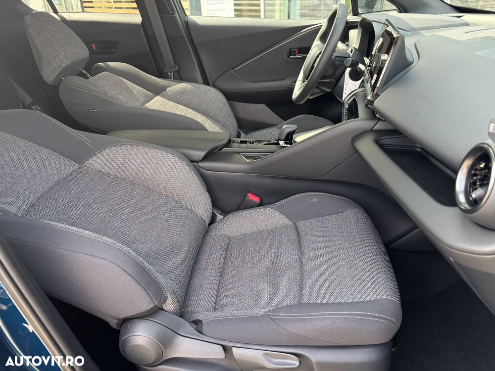 Toyota C-HR 1.8 HEV 140 CP 4x2 CVT Dynamic - 11