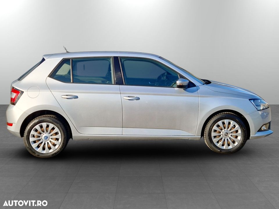 Skoda Fabia - 6